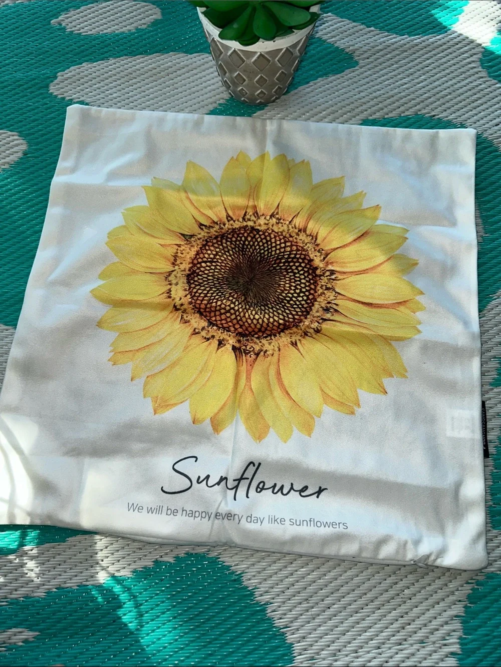 Sunflower Print Decorative Pillow Cover - White and Yellow new 20”